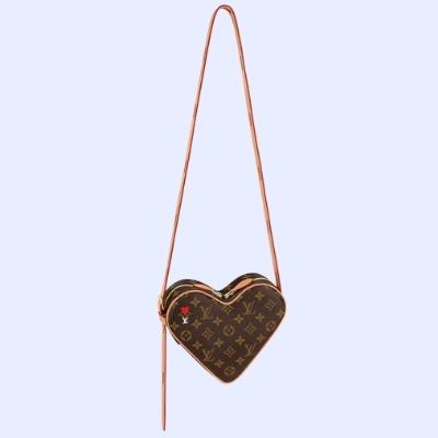 Louis Vuitton Game On Coeur bag