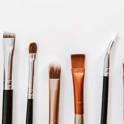 The 12 Best Vegan Makeup Brushes For Ethical Beauty